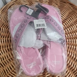 Size Large Essentials Muk Luks